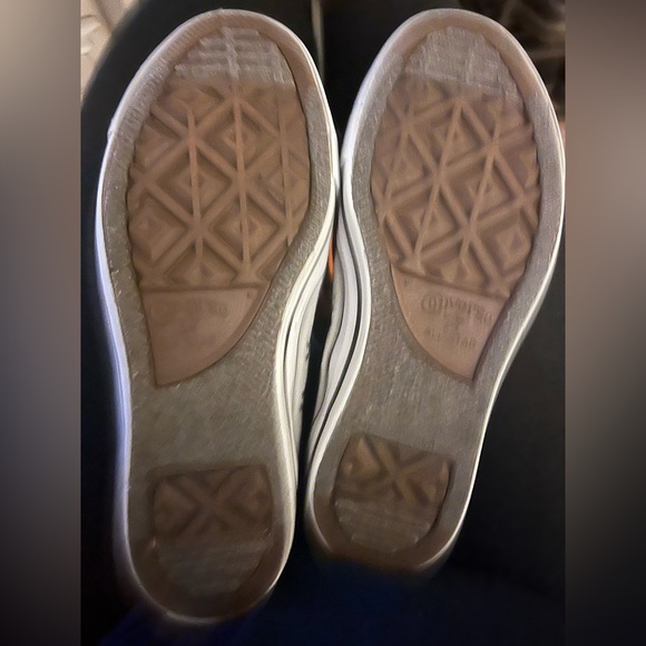 Converse slip ons! - Picture 2 of 5